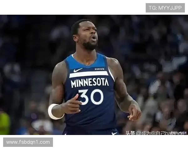 兰德尔状态火热近5场场均数据接近最佳阵容水平引发美媒关注